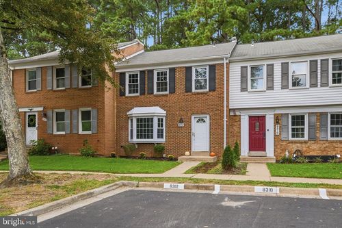 8312 Moline Pl, SPRINGFIELD, VA, 22153-3312 | Card Image