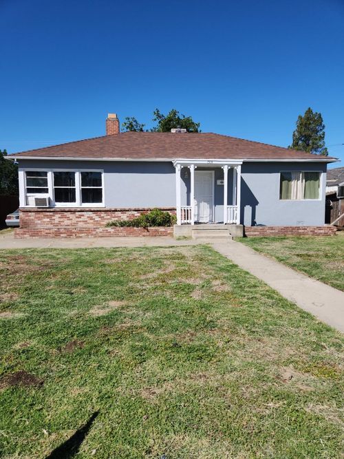1514 P St, Firebaugh, CA, 93622-2426 | Card Image