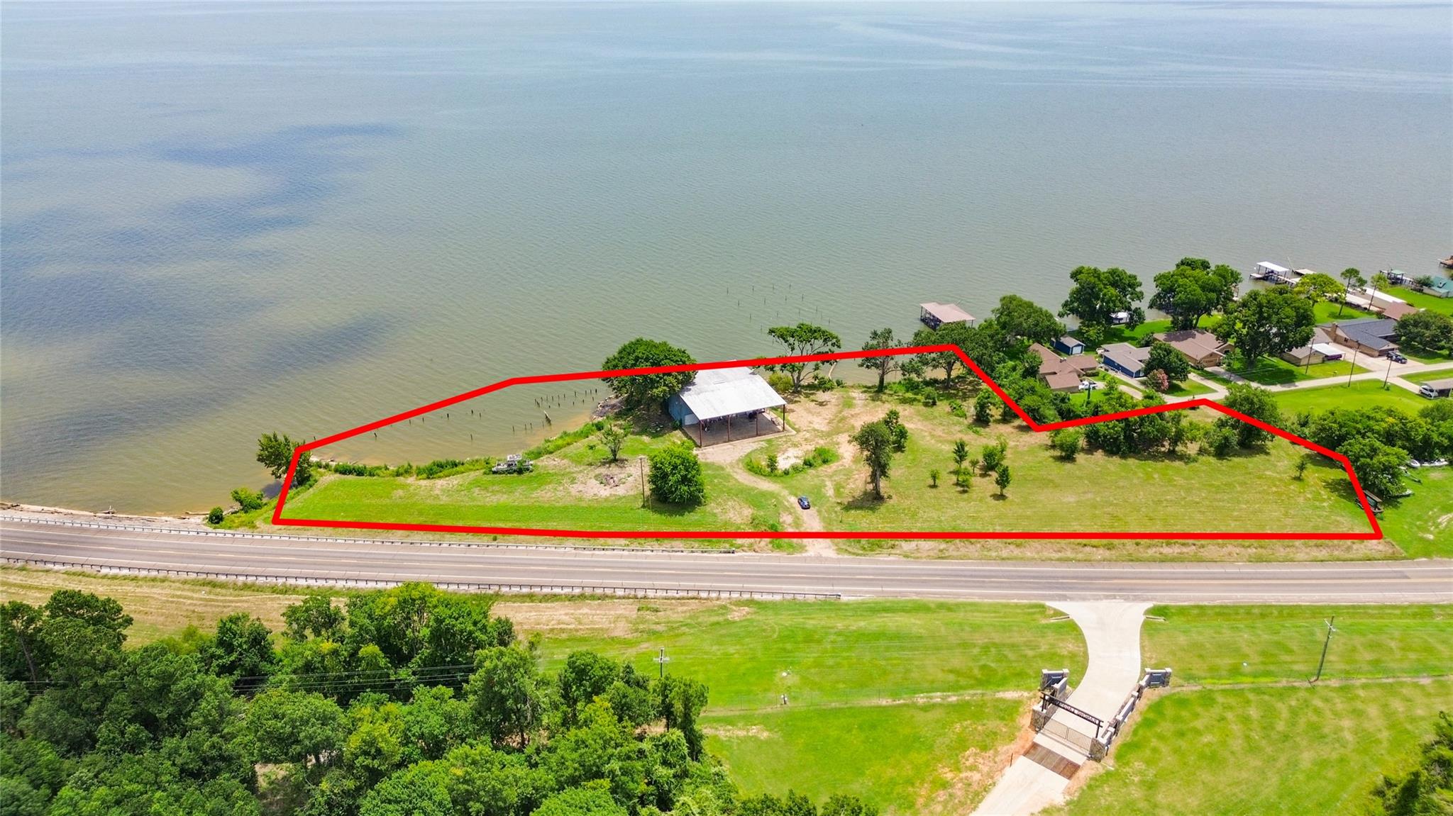 Land in Point Blank