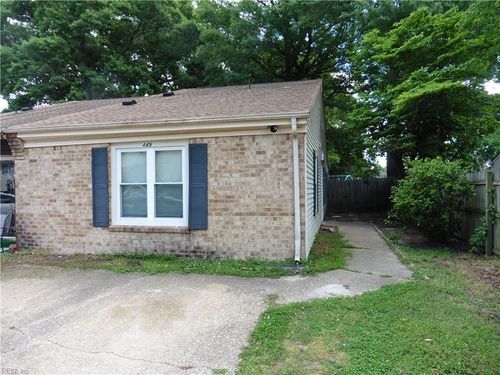449 Peregrine St, Virginia Beach, VA, 23462-1860 | Card Image