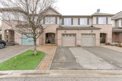 19-2019 Trawden Way, Oakville, ON, L6M0M3 | Card Image