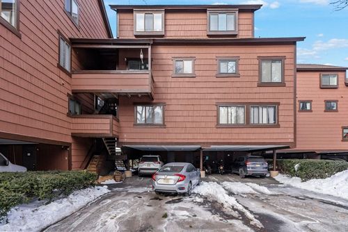 9 Marina Ky, Secaucus, NJ, 07094-2204 | Card Image