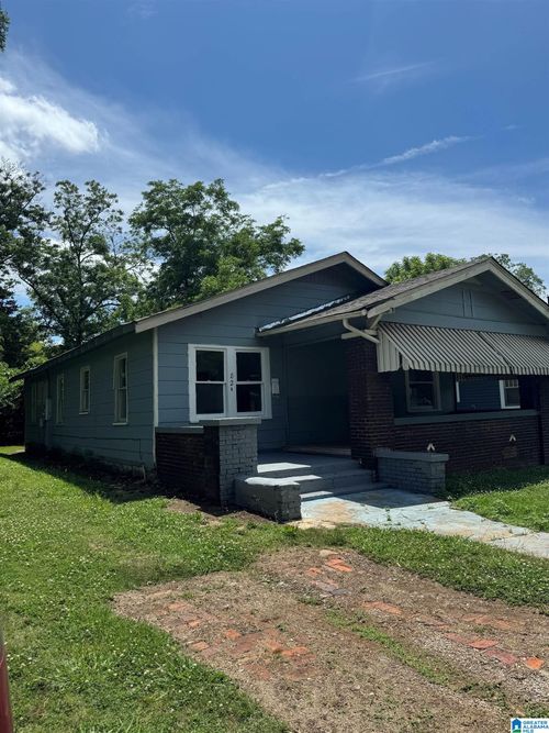 821 29th St Sw, BIRMINGHAM, AL, 35211-4011 | Card Image