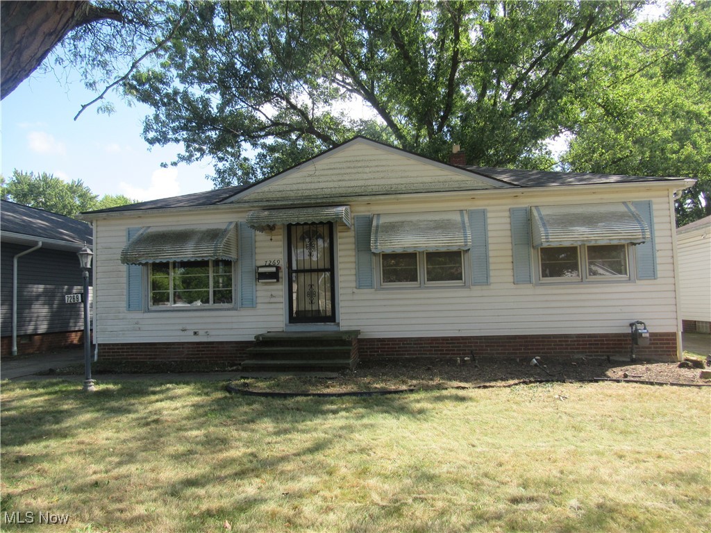 Greenleaf Ave, Parma, OH 44130
