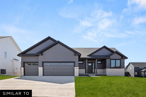 919 Sw Boulder Dr, Grimes, IA, 50111-6307 | Card Image