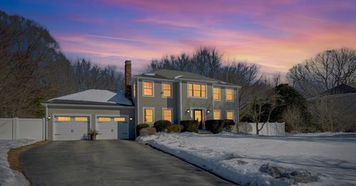 26 Fredric Ln, Mansfield, MA, 02048-3307 | Card Image