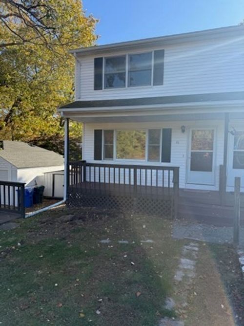 61-61 Glenmore St, Springfield, MA, 01129-1064 | Card Image