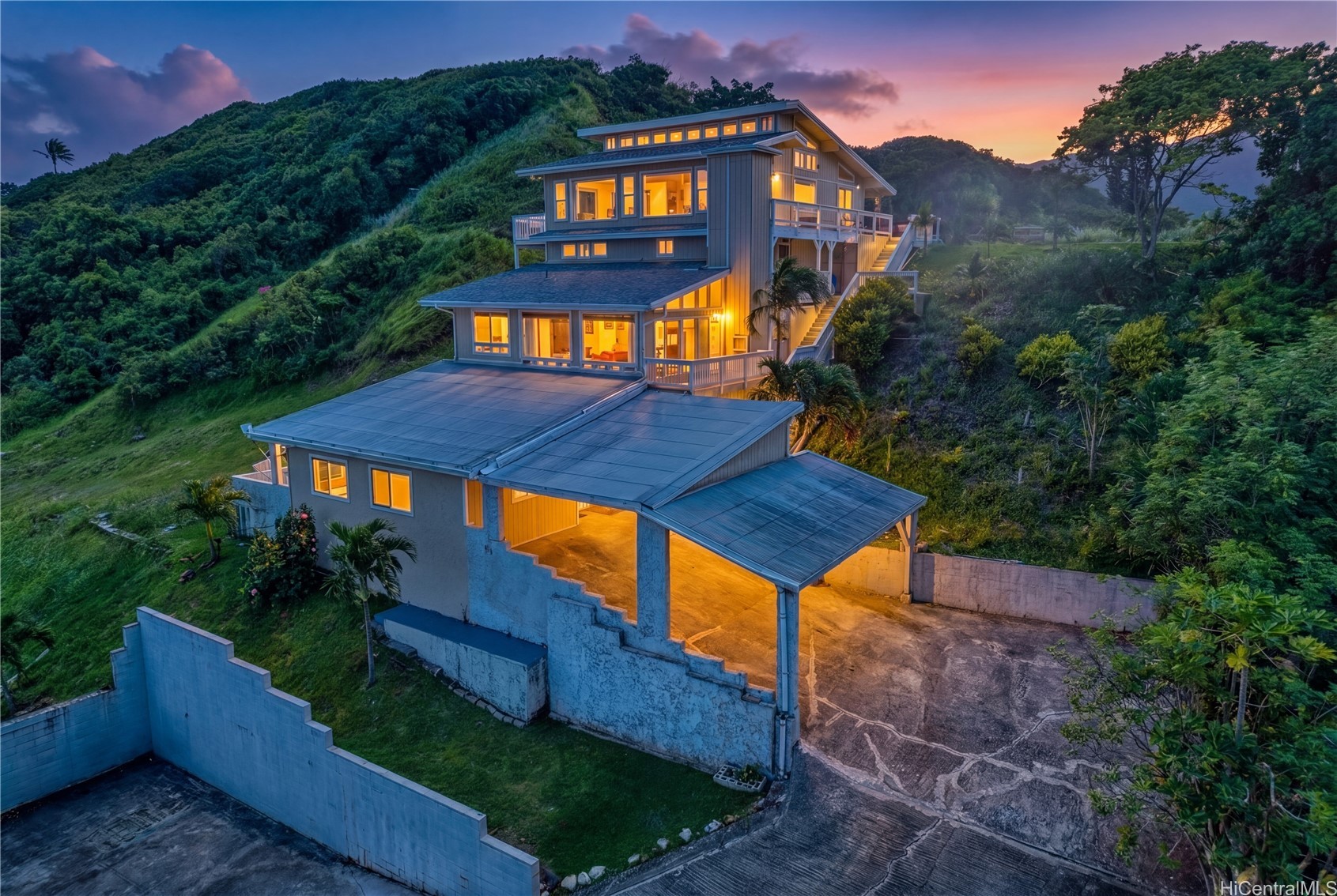 Residential in Kaneohe 3