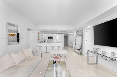 3003 - 1010 Brickell Ave, Condo with 2 bedrooms, 3 bathrooms and null parking in Miami FL | Image 3