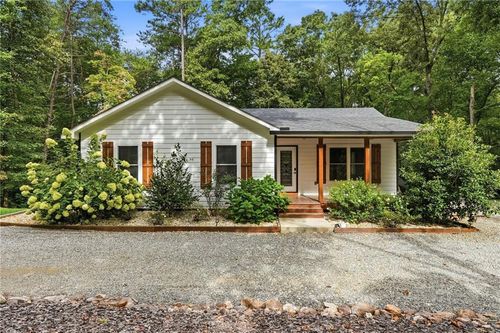 137 Geneva Rd, Canton, GA, 30114-4710 | Card Image