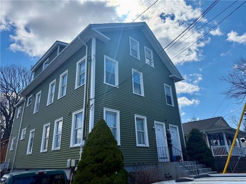 134 Roma Street, East Providence, RI, 02914 | Card Image