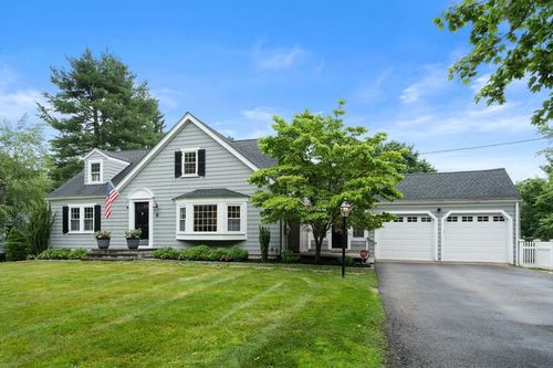 9 Wessex Dr, Westwood, MA, 02090-2619 | Card Image
