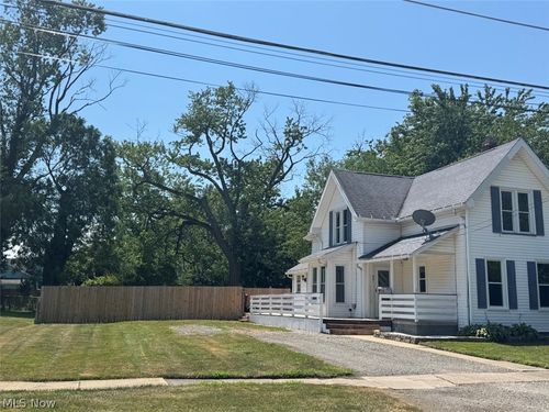 1638 W 6th St, Ashtabula, OH, 44004-2842 | Card Image