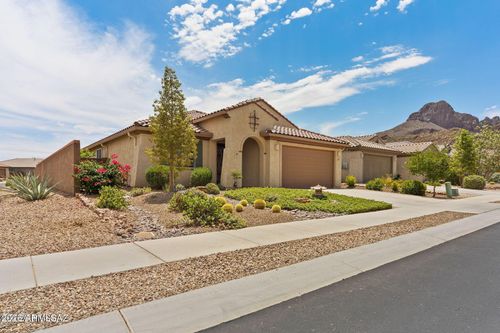 8464 N Van Cleeve Ln, Tucson, AZ, 85743-6915 | Card Image
