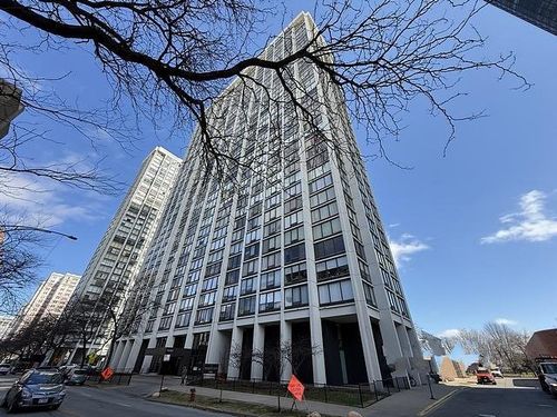 1104-5445 N Sheridan Road, Chicago, IL, 60640 | Card Image