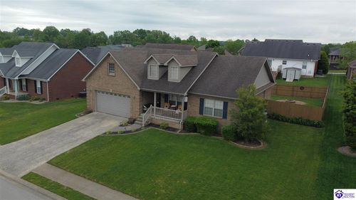 131 Piedmont Dr, Vine Grove, KY, 40175-8411 | Card Image