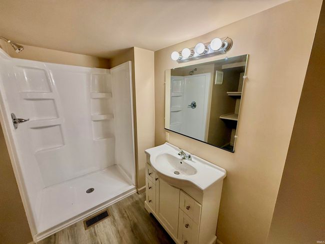 827 W Elm St, House other with 2 bedrooms, 1 bathrooms and null parking in Union City IN | Image 8