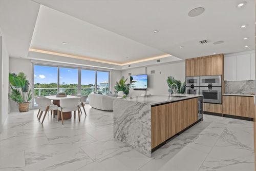 unit-310-1020 Sunset Point Rd, CLEARWATER, FL, 33755-1484 | Card Image