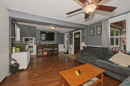 995 Pinewood Dr, Cloquet, MN, 55720-1364 | Card Image