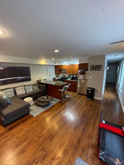 apt-1r-1431 Cortez St, Chicago, IL, 60642-6976 | Card Image