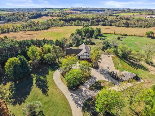 7165 Town Line Road, Addison, WI, 53090 | Card Image