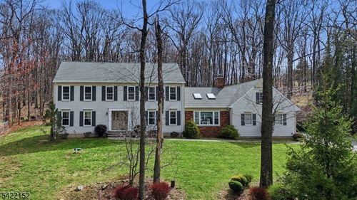 10 Acorn Dr, Long Valley, NJ, 07853-6101 | Card Image