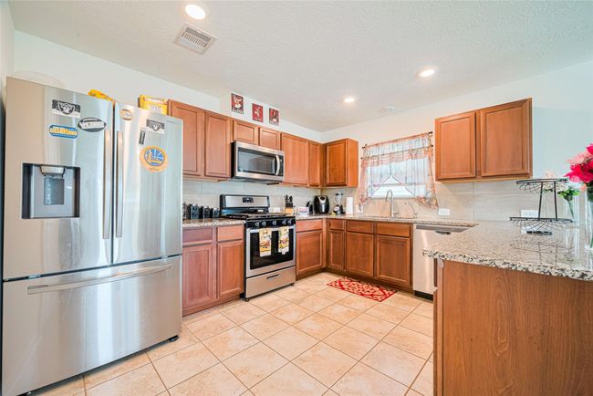 23335 Greenway Creek Ln, House other with 4 bedrooms, 3 bathrooms and 2 parking in Spring TX | Image 18