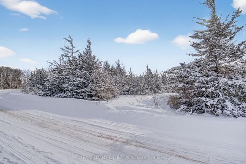 274 Prinyers Cove Cres, Picton, ON, K0K2T0 | Card Image