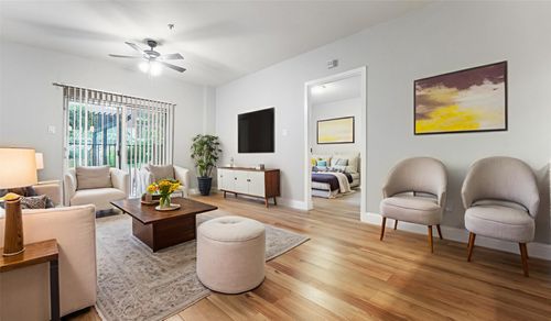 1014-1100 W Trinity Mills Rd, Carrollton, TX, 75006-1338 | Card Image