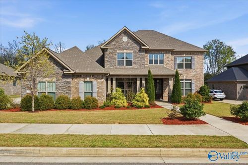 221 Coach Lamp Dr, Madison, AL, 35758-5302 | Card Image