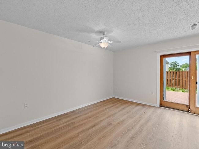 2178 Mager Dr, Townhouse with 3 bedrooms, 3 bathrooms and null parking in HERNDON VA | Image 5