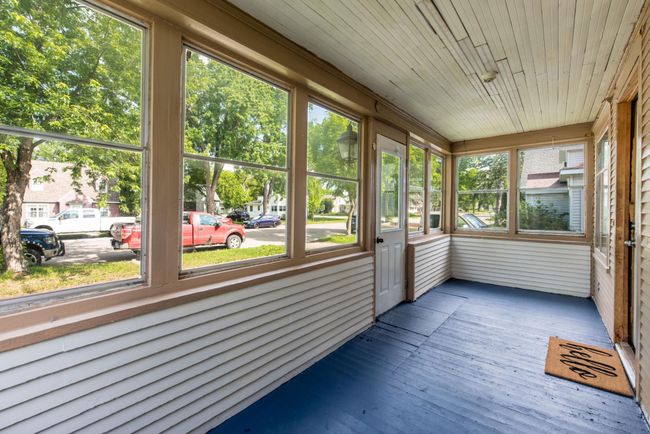 Porch | Image 10