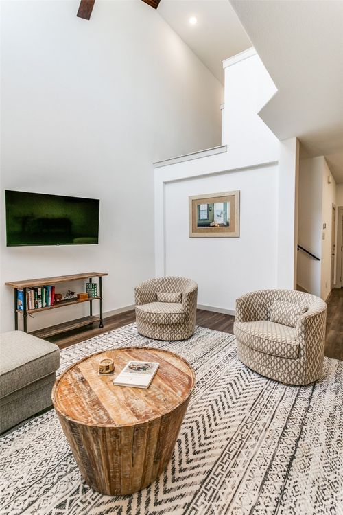 221 Mcconathy Way, Flower Mound, TX, 75028-5175 | Card Image