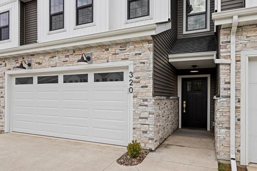 320 Maple Street, PARDEEVILLE, WI, 53954 | Card Image