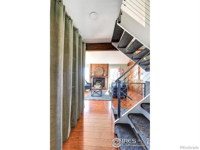 Modern staircase and railing | Image 14