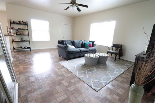 apt-a-1513 Cage St, Houston, TX, 77020-8370 | Card Image