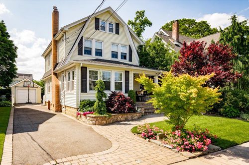 344 N Forest Ave, Rockville Centre, NY, 11570-2508 | Card Image
