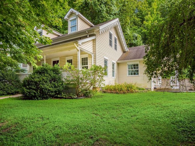 341 Broadway E, House other with 3 bedrooms, 3 bathrooms and null parking in Granville OH | Image 27
