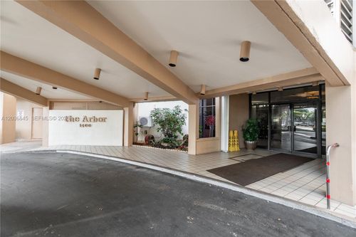701-1400 Saint Charles Pl, Pembroke Pines, FL, 33026-3236 | Card Image
