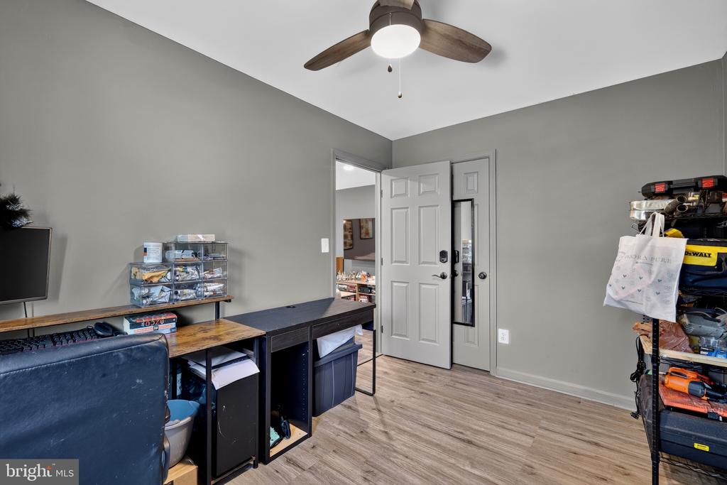 Residential Lease in FALLS CHURCH 5