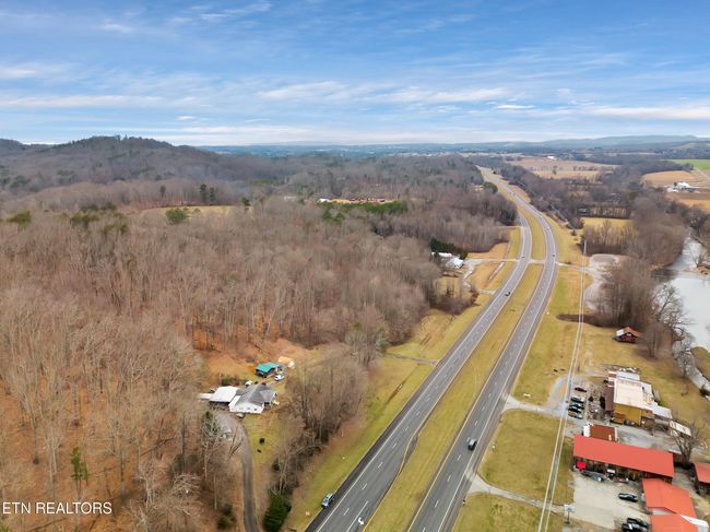4532 E Lamar Alexander Pkwy, House other with 3 bedrooms, 2 bathrooms and null parking in Walland TN | Image 57