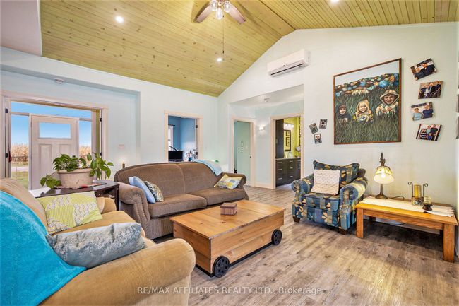 100 Summers Rd, House other with 3 bedrooms, 2 bathrooms and 4 parking in Elgin ON | Image 6