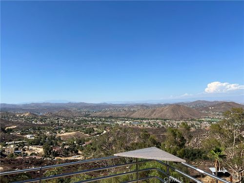 23150 Crooked Arrow Dr, Wildomar, CA, 92595-8367 | Card Image