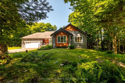 1 Birchwood Dr, Huntsville, ON, P1H0A6 | Card Image