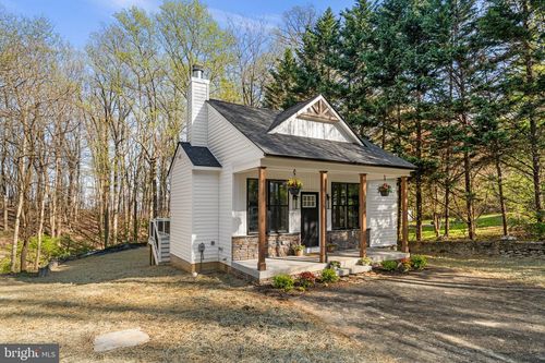 7125 Edgemont Rd, FREDERICK, MD, 21702-3505 | Card Image