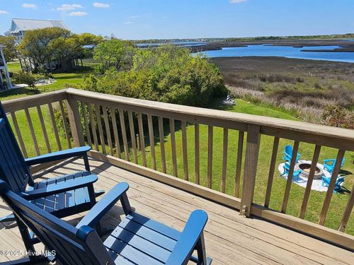 127 Sea Gull Ln, N Topsail Beach, NC, 28460-8289 | Card Image