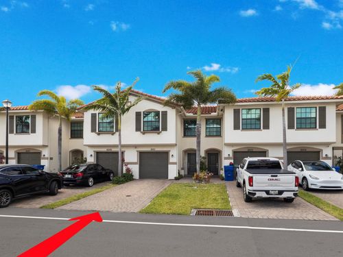 6011 Woods Edge Cir, Riviera Beach, FL, 33410-1924 | Card Image