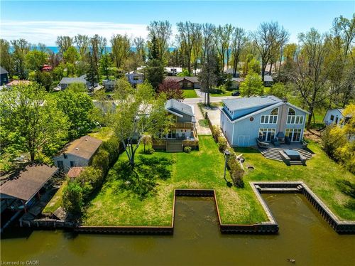 {{alt}} | Card Image