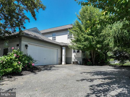 3 Laurelgate Pl, MILLERSVILLE, PA, 17551-2111 | Card Image