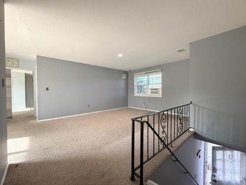 2-51 Garden View Ter, East Windsor, NJ, 08520-4662 | Card Image